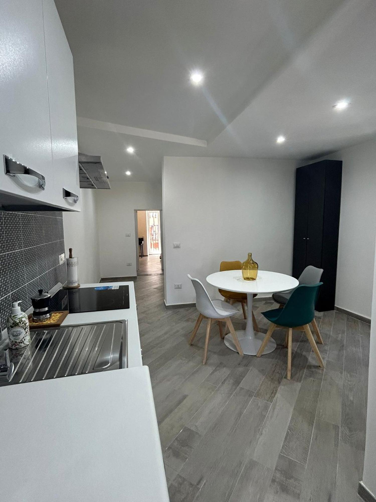 Travelers Cove - Quartieri Spagnoli Nápoly Kültér fotó